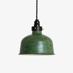 Carica l'immagine nella visualizzazione Galleria, Distressed green pendant light