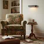 Carica immagine nel visualizzatore della Galleria, Applique da parete moderna in metallo Hidra – Applique minimalista a luce diretta verso il basso per case moderne