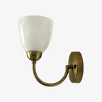 Cargar imagen en el visor de la Galería, Nacrelith Wall Sconce - Modern Capiz Shell Lamp for Bedroom