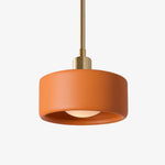 Carica l'immagine nella visualizzazione Galleria, Lampada a Sospensione Moderna Cerova in Porcellana Avorio – Design Morbido e Organico per Isola Cucina