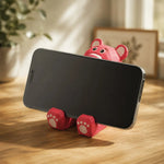 Bild in die Galerieansicht laden, Wooden animal phone stand scene view