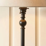 Afbeelding laden in galerijweergave, Zevatik Tafellamp met Slanke Stengel en Linnen Kap voor Bedverlichting