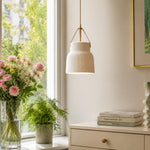 Załaduj obraz do przeglądarki galerii, Ceramic brass pendant light in warm interior