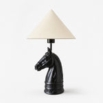 Afbeelding laden in galerijweergave, Black cone shade horse head table lamp