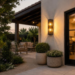 Carica l'immagine nella visualizzazione Galleria, Black glass outdoor wall sconce outdoor installation scene