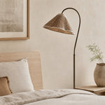 Bild in die Galerieansicht laden, Veslin Elegant Floral Gooseneck Floor Lamp - Floral Linen Shade Lamp for Living Room