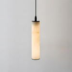 Bild in die Galerieansicht laden, Calder Alabaster Rohr-Pendelleuchte
