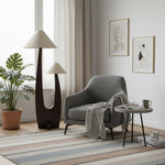 Załaduj obraz do przeglądarki galerii, Cordove lampa podłogowa Arc – nowoczesne organiczne drewno lite i tkanina do salonów