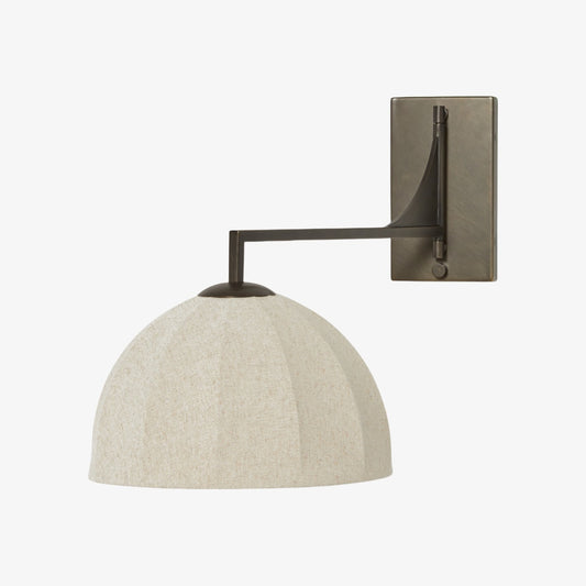 Aplique de Brazo Oscilante Lumarys – Lámpara de Pared con Pantalla de Lino Escultórica en Estilo Orgánico para Sala o Dormitorio