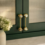 Afbeelding laden in galerijweergave, French Vintage Cashew Shell Brass Cabinet Knobs and Pulls - image 24