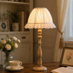 Cargar imagen en el visor de la Galería, Country style bedside table lamp scene