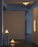 Bild in die Galerieansicht laden, Fragment Tischlampe