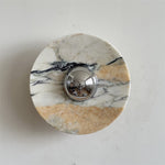 Bild in die Galerieansicht laden, Calacatta Marmor Wandleuchte
