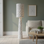 Bild in die Galerieansicht laden, Blendra Moderne Abstrakte Print Stehlampe - Einzigartiges Design Stilvolle Leuchte für Wohnzimmer und Büros