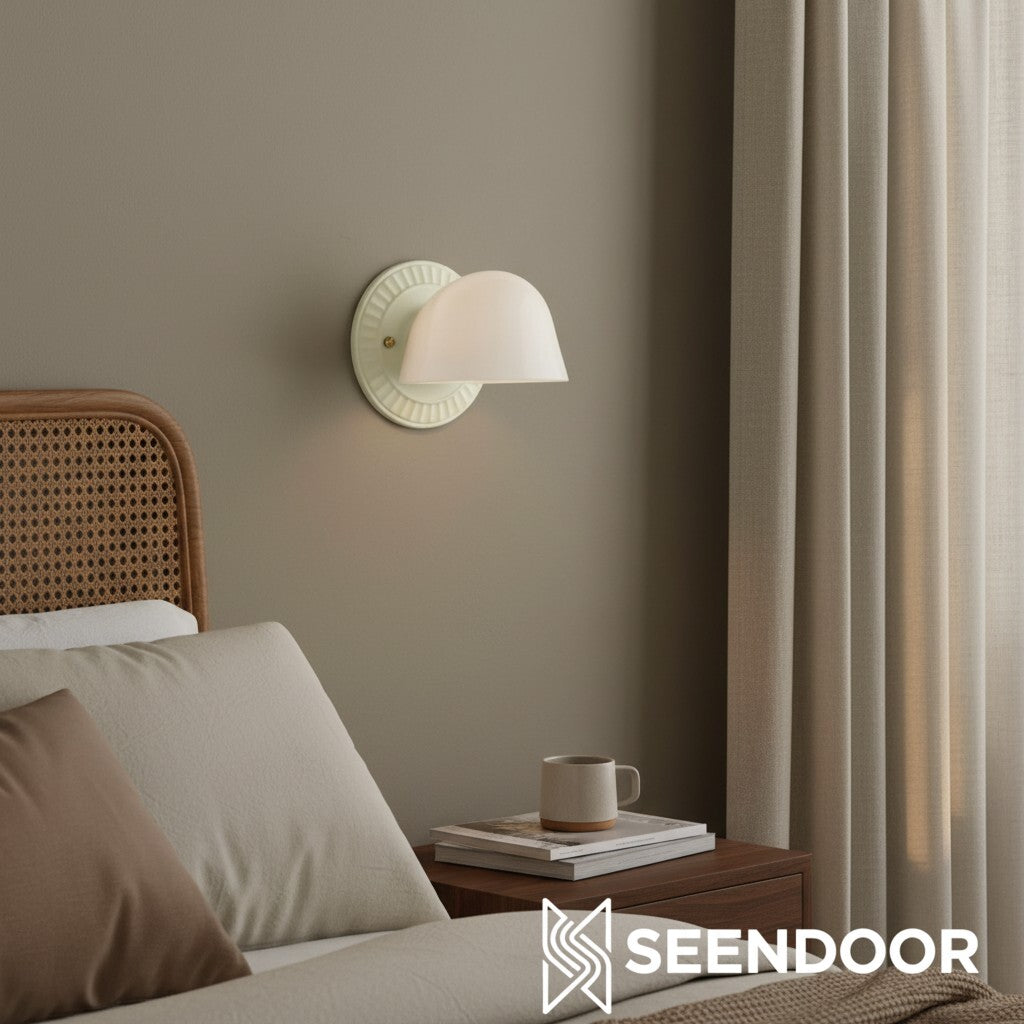 Thaise Mid-Century Moderne Art Deco glazen wandkandelaar