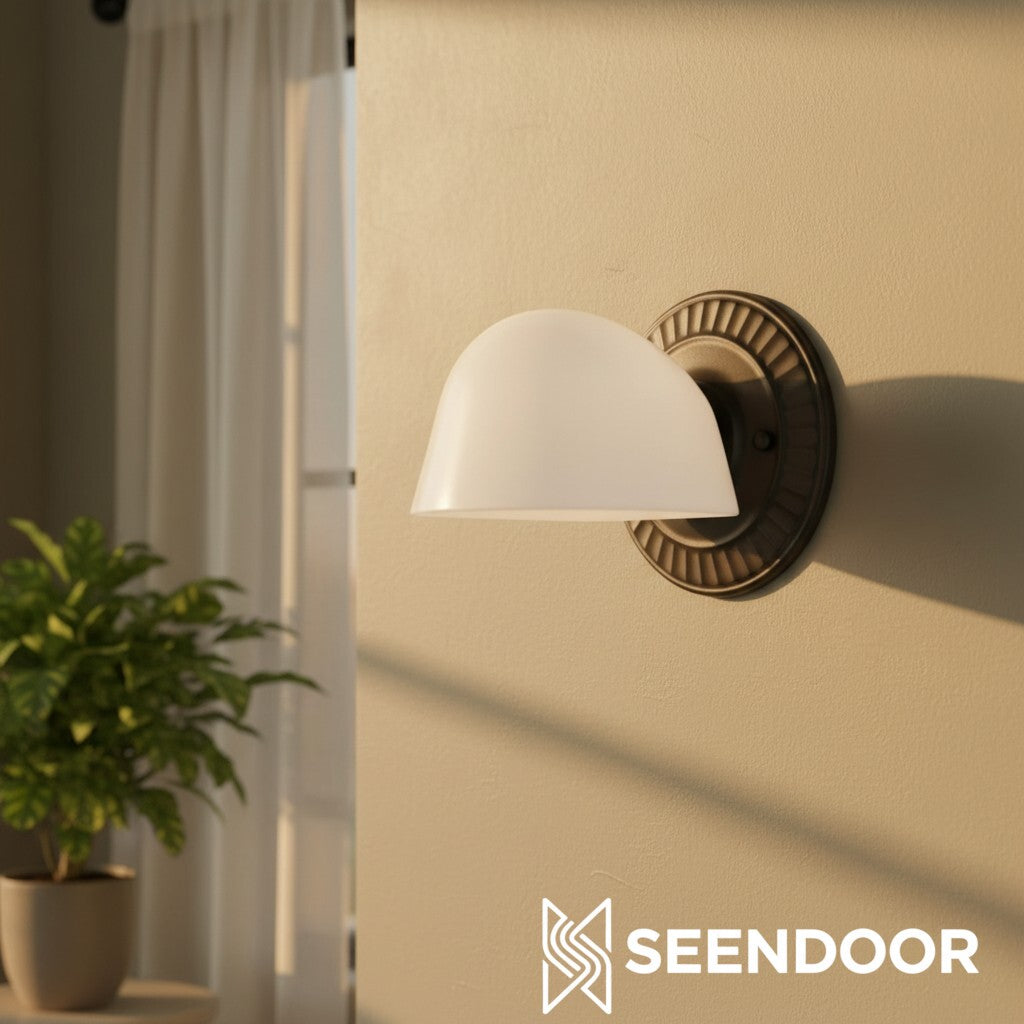 Thaise Mid-Century Moderne Art Deco glazen wandkandelaar