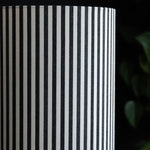 Bild in die Galerieansicht laden, Blendra Moderne Abstrakte Print Stehlampe - Einzigartiges Design Stilvolle Leuchte für Wohnzimmer und Büros