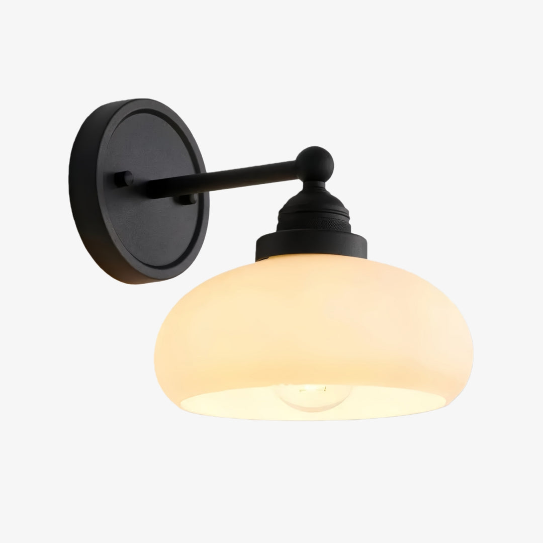 Geryon Vintage Industrielle Milchweiße Glas-Wandleuchte