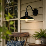 Cargar imagen en el visor de la Galería, Outdoor wall light on patio siding