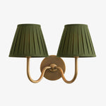 Afbeelding laden in galerijweergave, Luvora vintage geplooide kap wandlamp - moderne messing linnen wandverlichting
