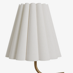 Załaduj obraz do przeglądarki galerii, Ruffmeto Żyrandol z Metalową Ramą i Falowanym Abażurem do Jadalni, Przedpokoju i Salonu