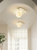 Bild in die Galerieansicht laden, Cream Bloom Blumen Deckenlampe