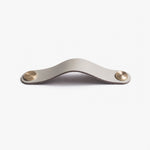 Afbeelding laden in galerijweergave, Cowhide leather and brass cabinet pull handle color and size option
