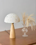 Bild in die Galerieansicht laden, Kent Holz Tischlampe