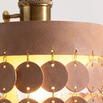 Afbeelding laden in galerijweergave, Close view of textured leather discs and metal links