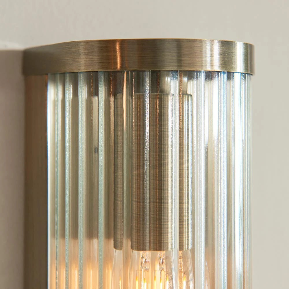 RibGlow Art Deco gerippte Glas-Wandleuchte – Vintage-inspirierte Wandlampe für Wohnzimmer