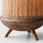 Załaduj obraz do przeglądarki galerii, Close-up of corded shade and wood base