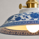 Afbeelding laden in galerijweergave, Blauwwitte keramische hanglamp met messingkleurige details