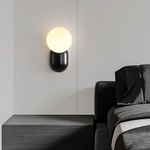 Cargar imagen en el visor de la Galería, Luz de Pared de Orbe de Vidrio Nórdico Luma