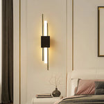 Cargar imagen en el visor de la Galería, LuminArt - Luz LED Estilizada Negro/Oro