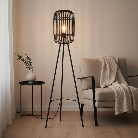 Lámpara de Piso Tejida Natural Yumeko – Lámpara de Pie Moderna Escandinava con Pantalla de Bambú para Dormitorios o Salas