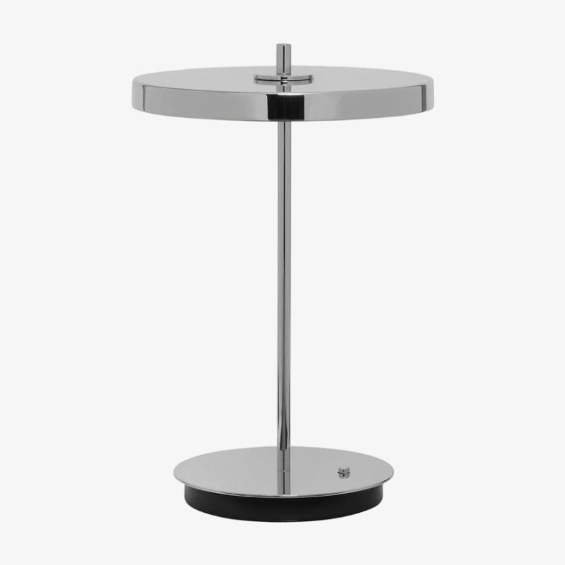 Astris Moderne Minimalistische Metalen Tafellamp Zachte LED Verlichting voor Woonkamer en Kantoor