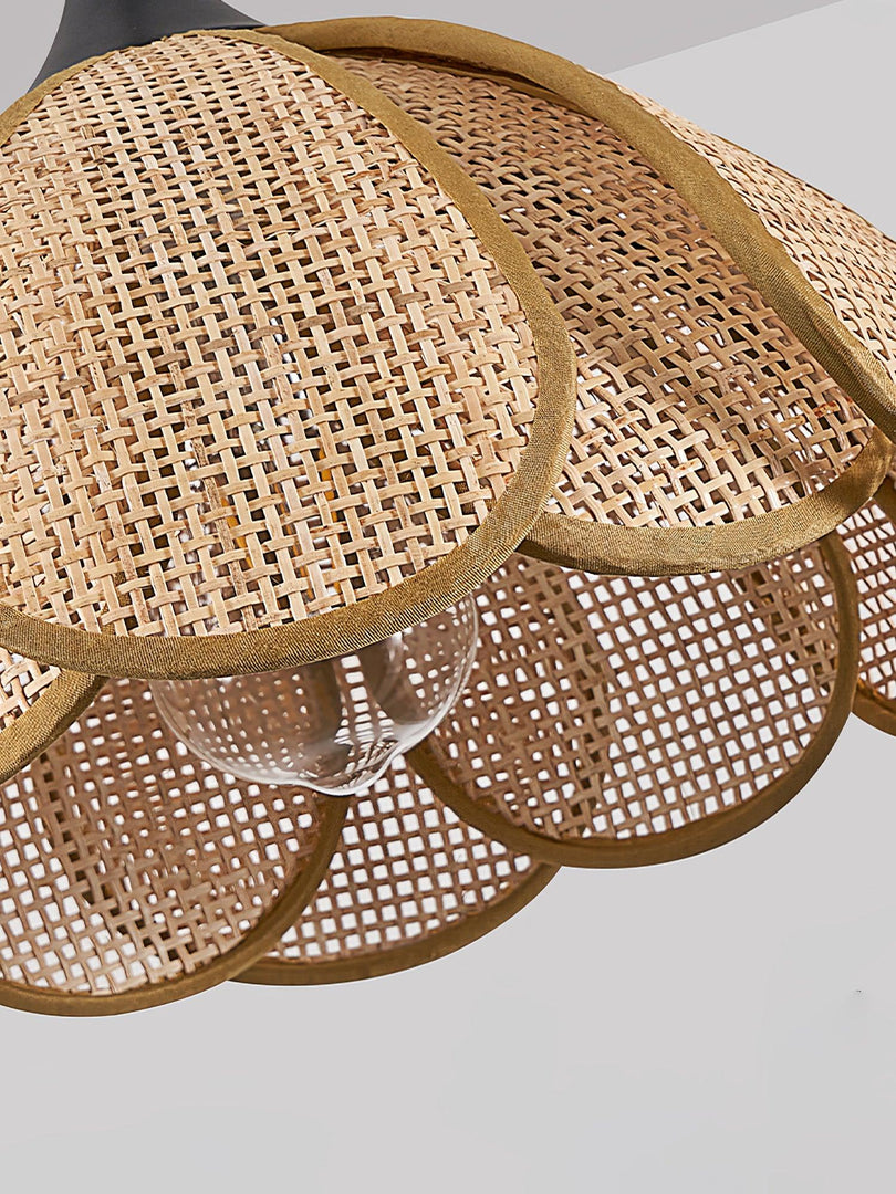 Bloom Rattan Pendelleuchte