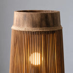 Załaduj obraz do przeglądarki galerii, Close-up of corded shade with light diffusion