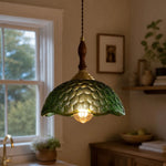 Carica l'immagine nella visualizzazione Galleria, Green pendant over warm interior corner