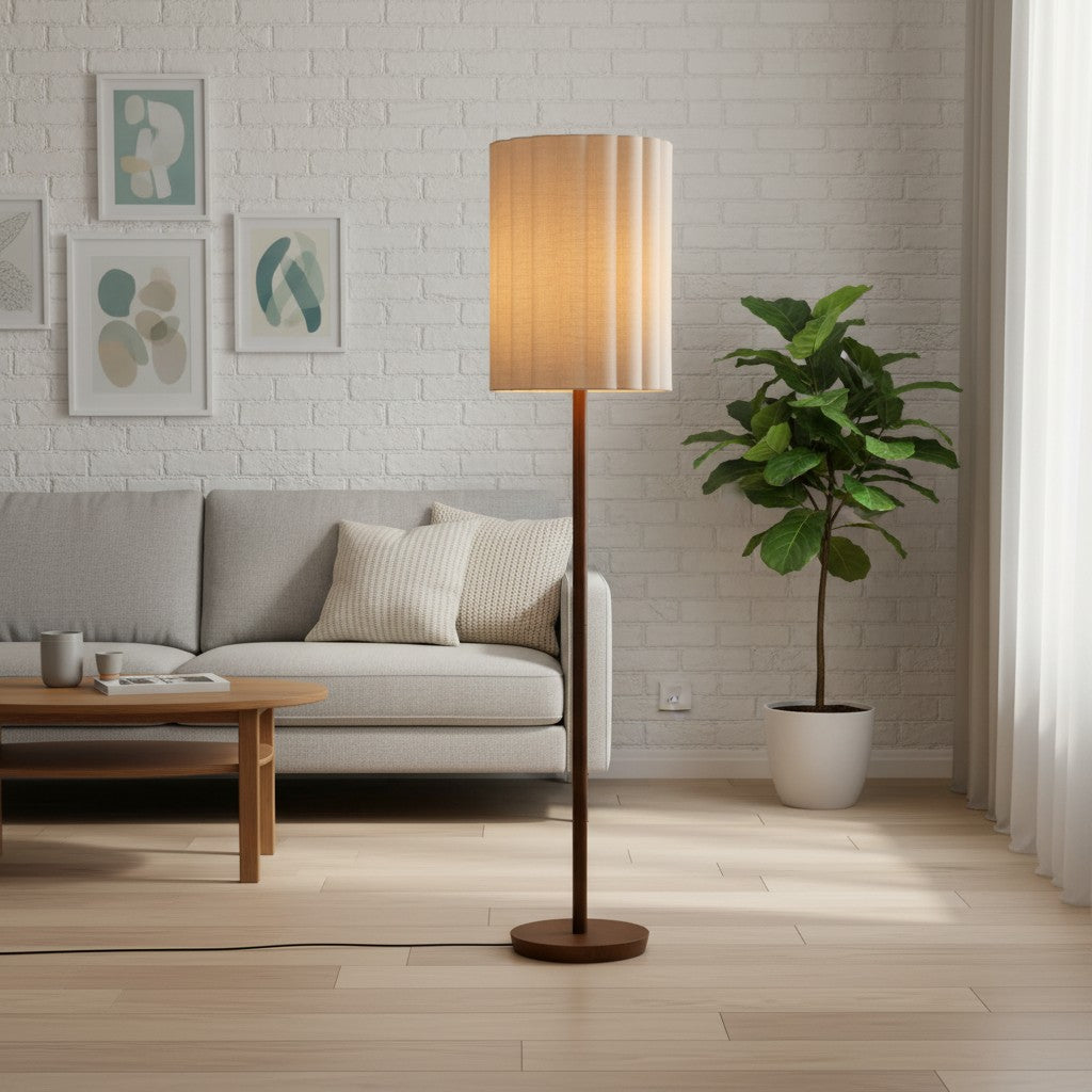 Lampe sur pied en bois de noyer Linbron avec abat-jour en lin cannelé – Décoration intérieure moderne et naturelle