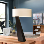 Bild in die Galerieansicht laden, Jett Obelisk Tischlampe
