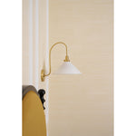 Load image into Gallery viewer, Clivedon Wall Lamp