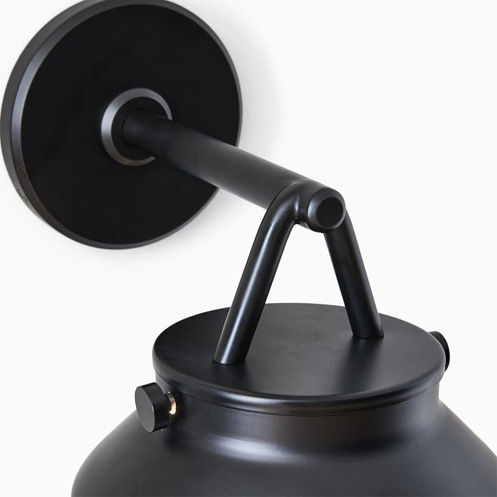 Hanton Minimalist Outdoor Wall Light - Matte Metal Industrial Sconce