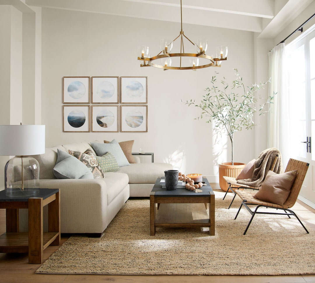 Auria Hand-blown Glass Metal Chandelier - Contemporary Brass Design