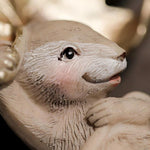 Afbeelding laden in galerijweergave, Close-up of carved resin animal texture
