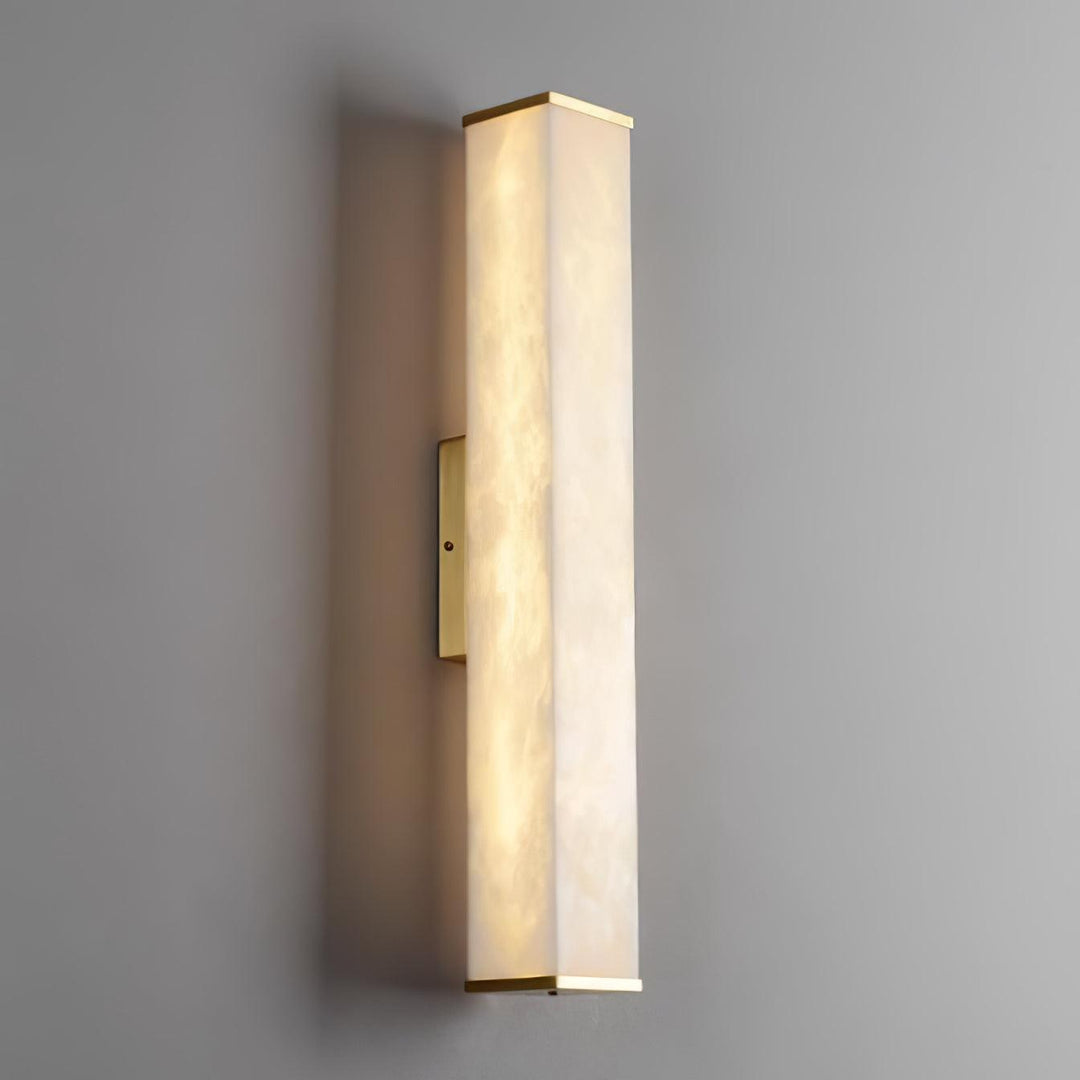 Kuboid Alabaster Wandleuchte