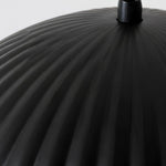 Cargar imagen en el visor de la Galería, Ribbed black metal top detail