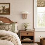 Bild in die Galerieansicht laden, Woven wall sconce bedroom scene