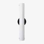 Afbeelding laden in galerijweergave, Trenia stalen wandlamp met melkglas kap - verticaal geribbeld ontwerp