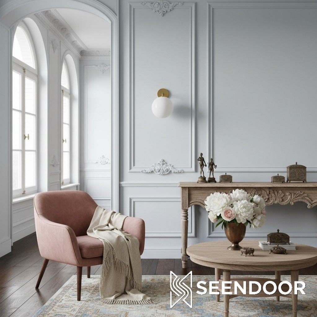 Selvion Curved Arm Globe – Modern Wall Sconce for Bathroom & Bedroom